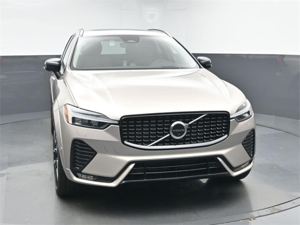 Used 2024 Volvo XC60 B5 Ultimate Dark Theme SUV