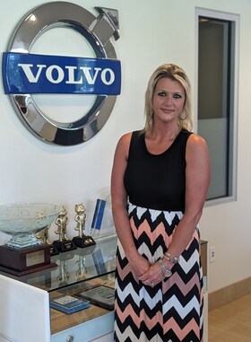 Staff member Jennifer Ridgeway from f6a75d87702b
