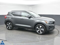 2026 Volvo XC40 B5 Plus AWD V26208 SUV