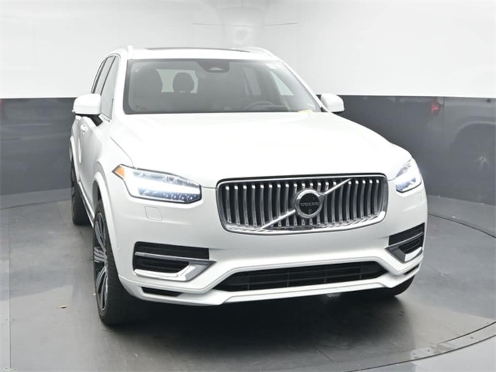 Certified 2024 Volvo XC90 Recharge Plug-In Hybrid Ultimate SUV
