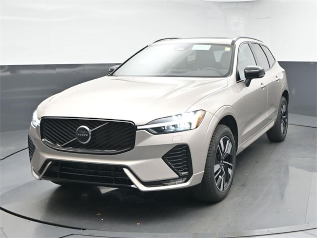 New 2026 Volvo XC60 B5 Core SUV