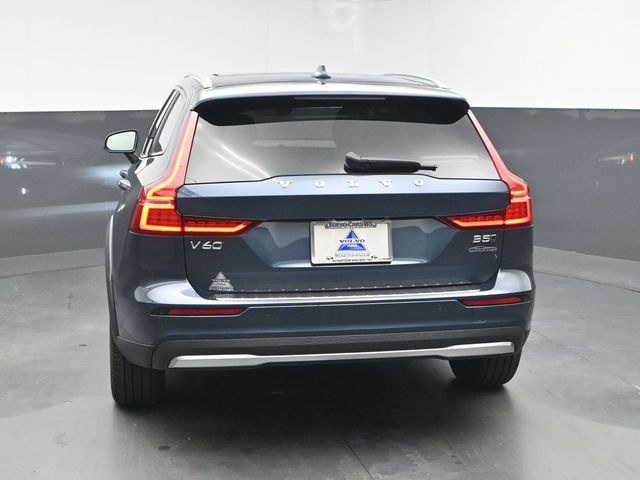 2026 Volvo V60 Cross Country Plus - Photo 7