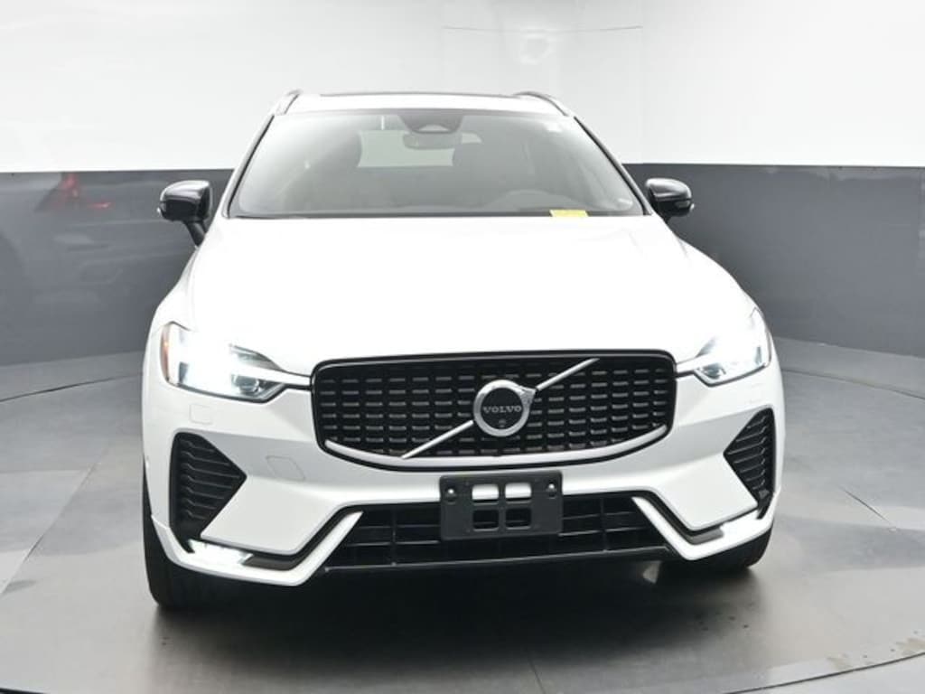 Used 2024 Volvo XC60 B5 Ultimate Dark Theme SUV