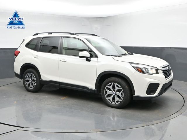 2020 Subaru Forester Premium's photo