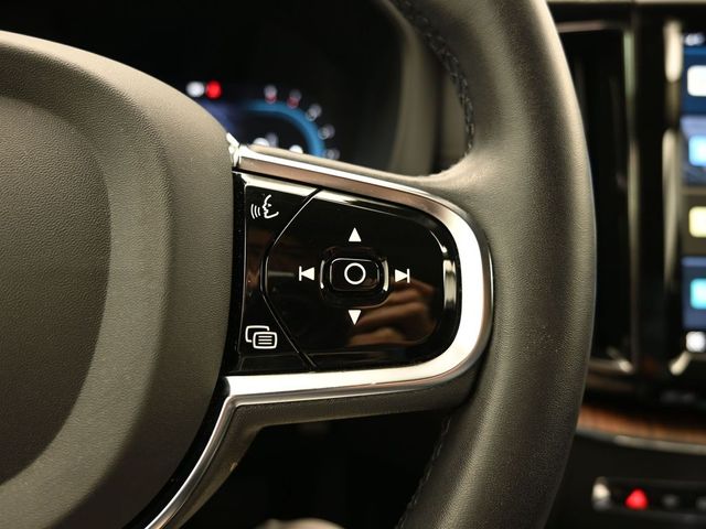 2023 Volvo XC60 Ultimate - Photo 24
