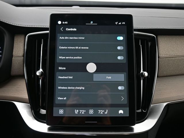 2026 Volvo XC90 Plus - Photo 19