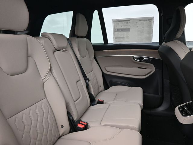 2026 Volvo XC90 Plus - Photo 34