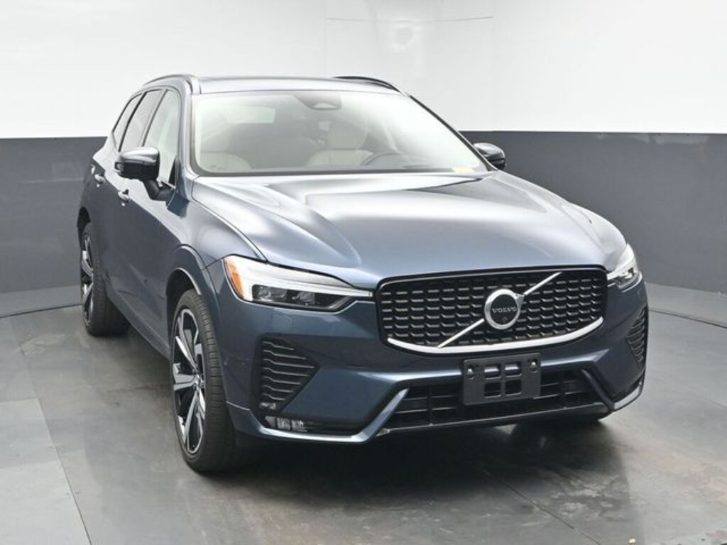 Used 2023 Volvo XC60 B6 Ultimate Dark Theme SUV