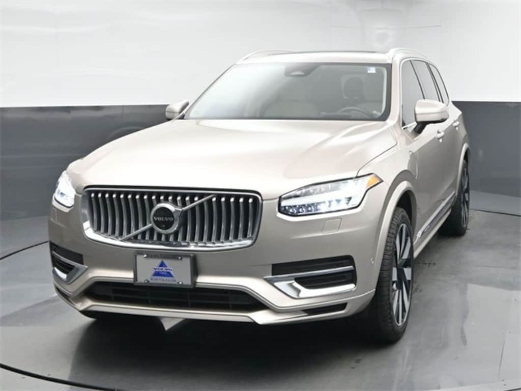Used 2023 Volvo XC90 Recharge Plug-In Hybrid Recharge Ultimate 6 Passenger SUV