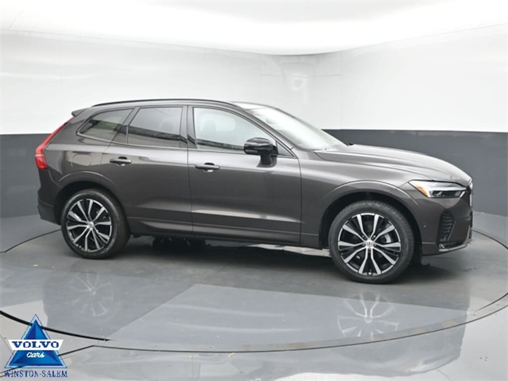 Used 2025 Volvo XC60 B5 Plus SUV