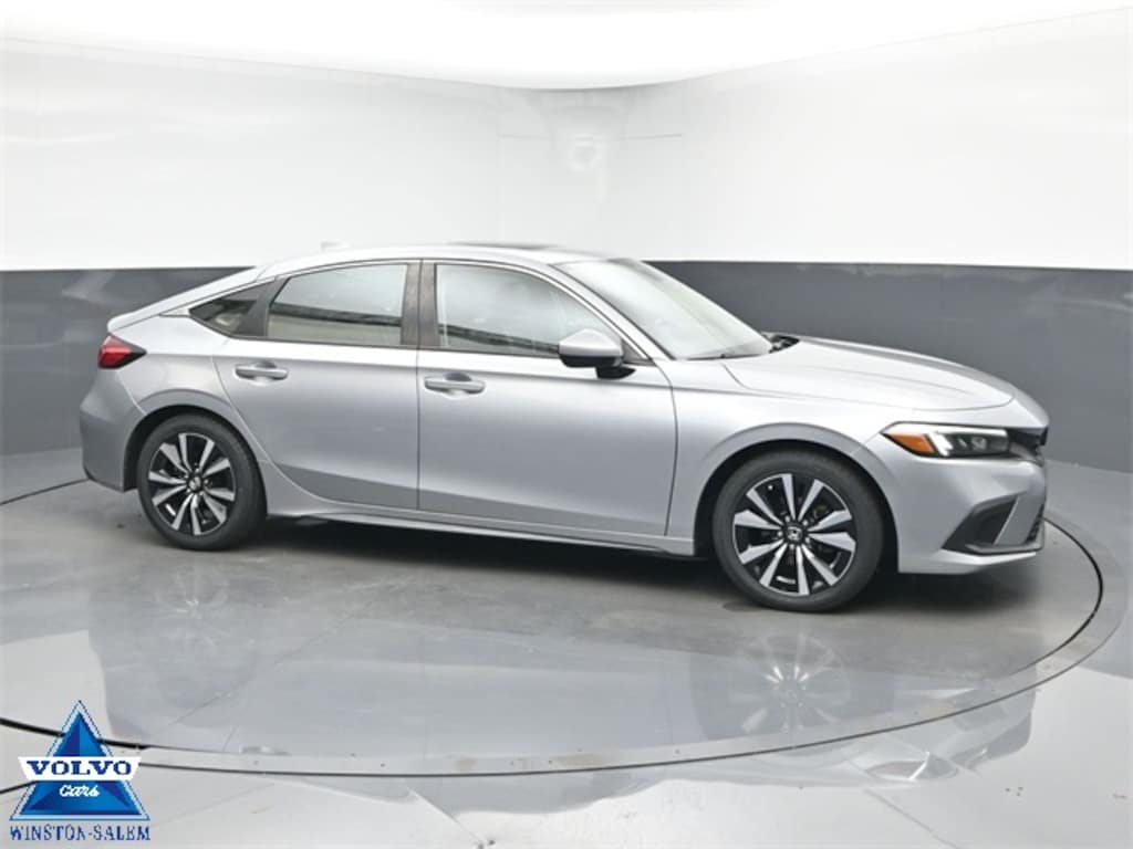 Used 2022 Honda Civic EX-L Hatchback