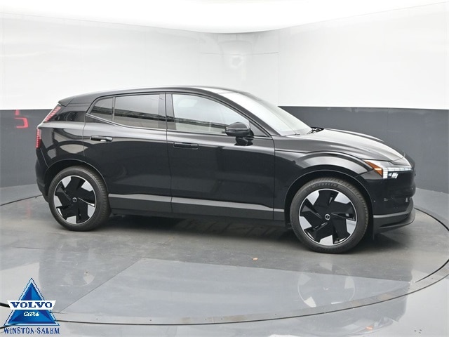 2025 Volvo EX30 Ultra's photo