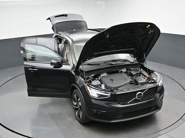 2024 Volvo XC40 Plus - Photo 50