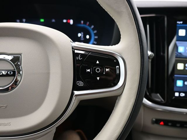 2024 Volvo V60 Cross Country Plus - Photo 24