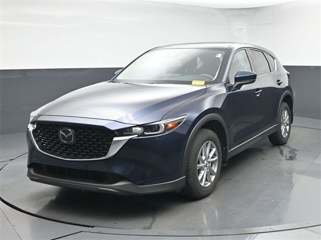 2022 Mazda CX-5 Preferred photo 2