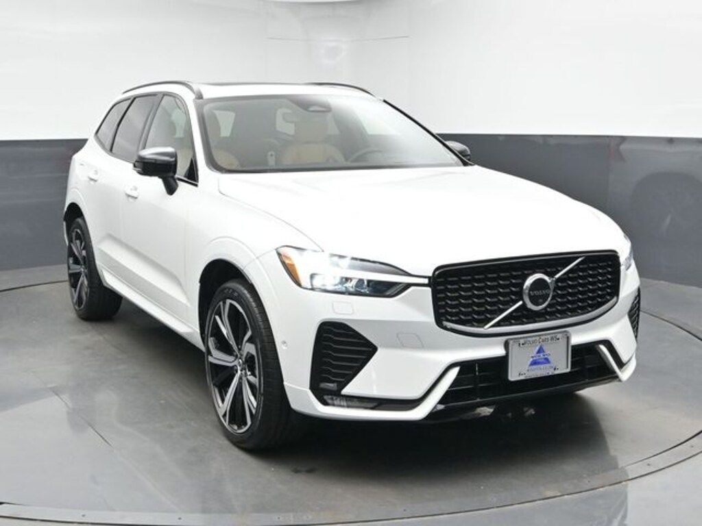 Used 2023 Volvo XC60 B5 Ultimate Dark Theme SUV