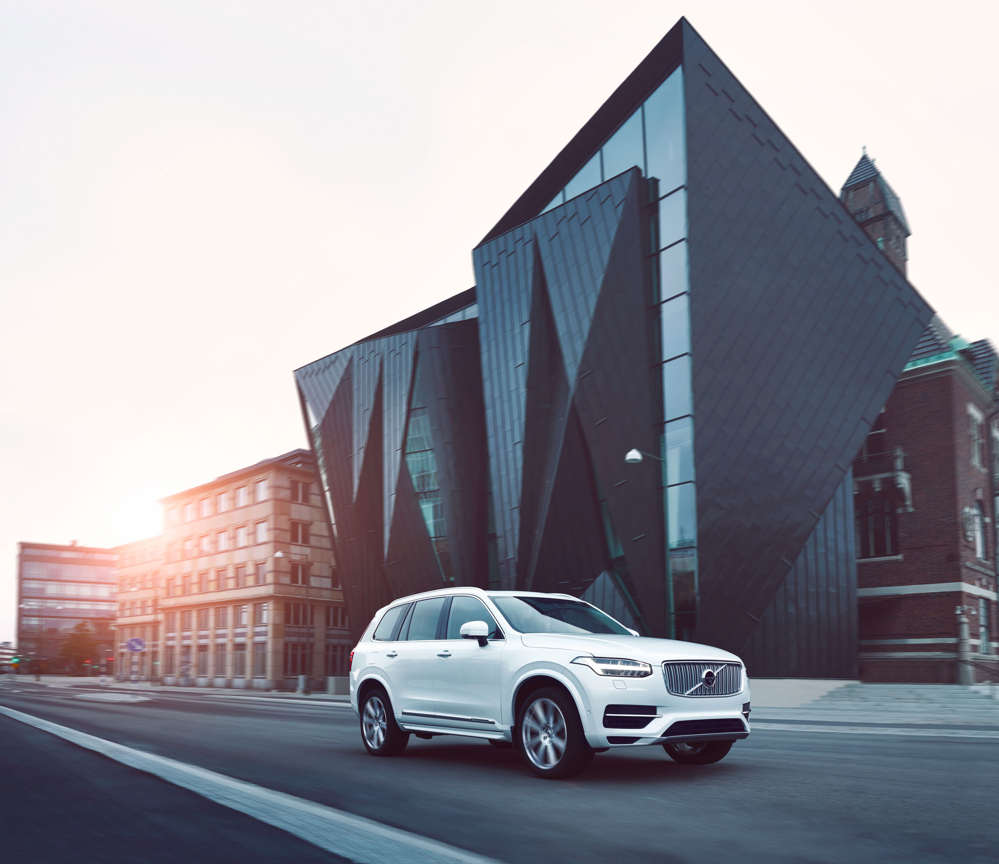 buy v lease car