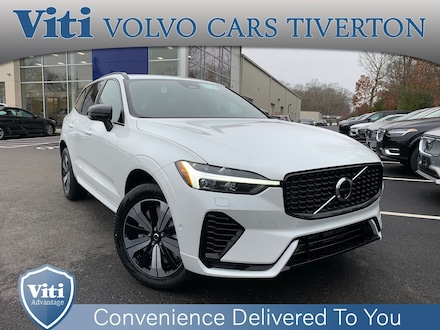 2025 Volvo XC60 plug-in hybrid T8 Plus SUV