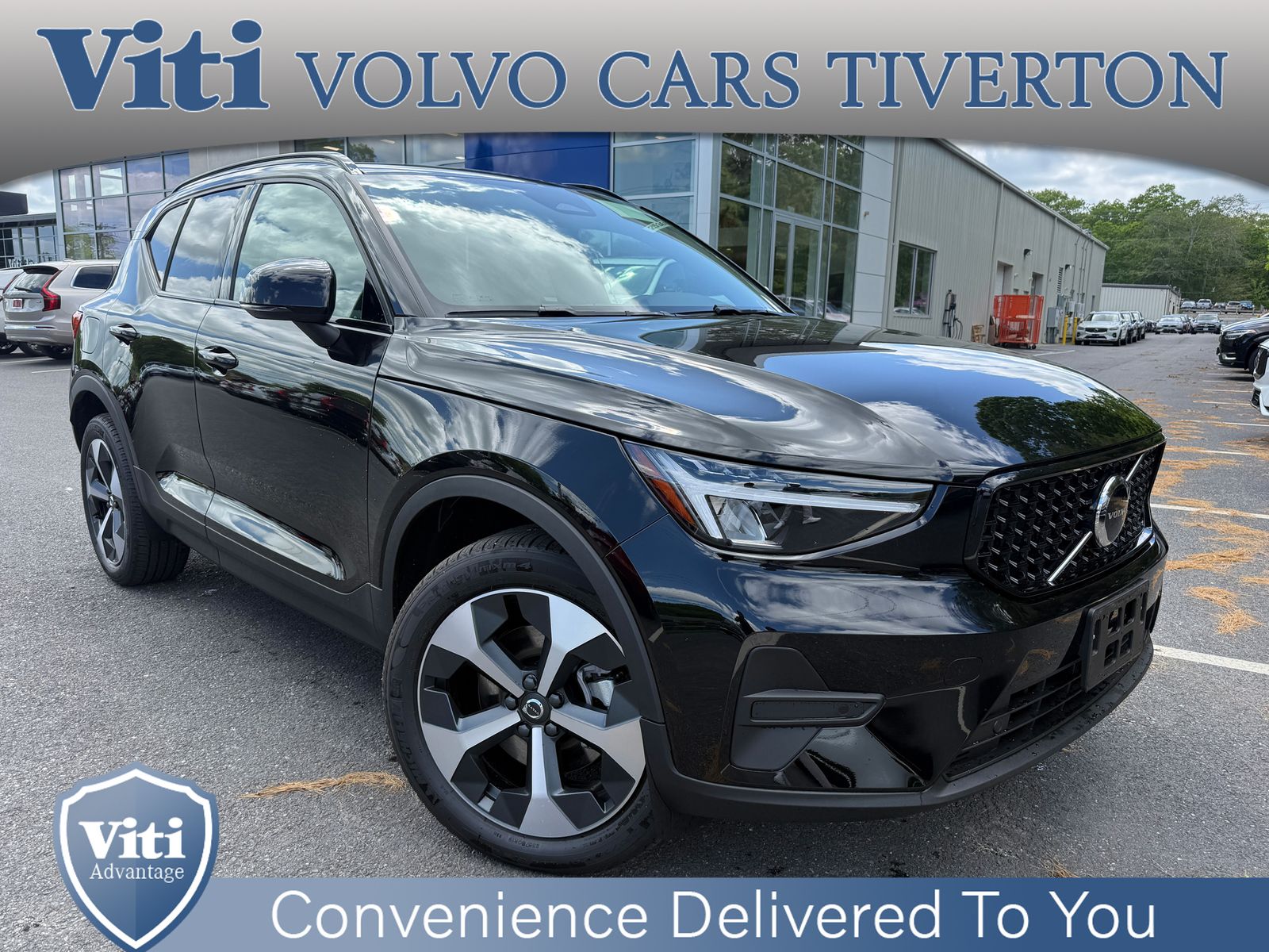 2026 Volvo XC40 B5 Core Dark AWD's photo
