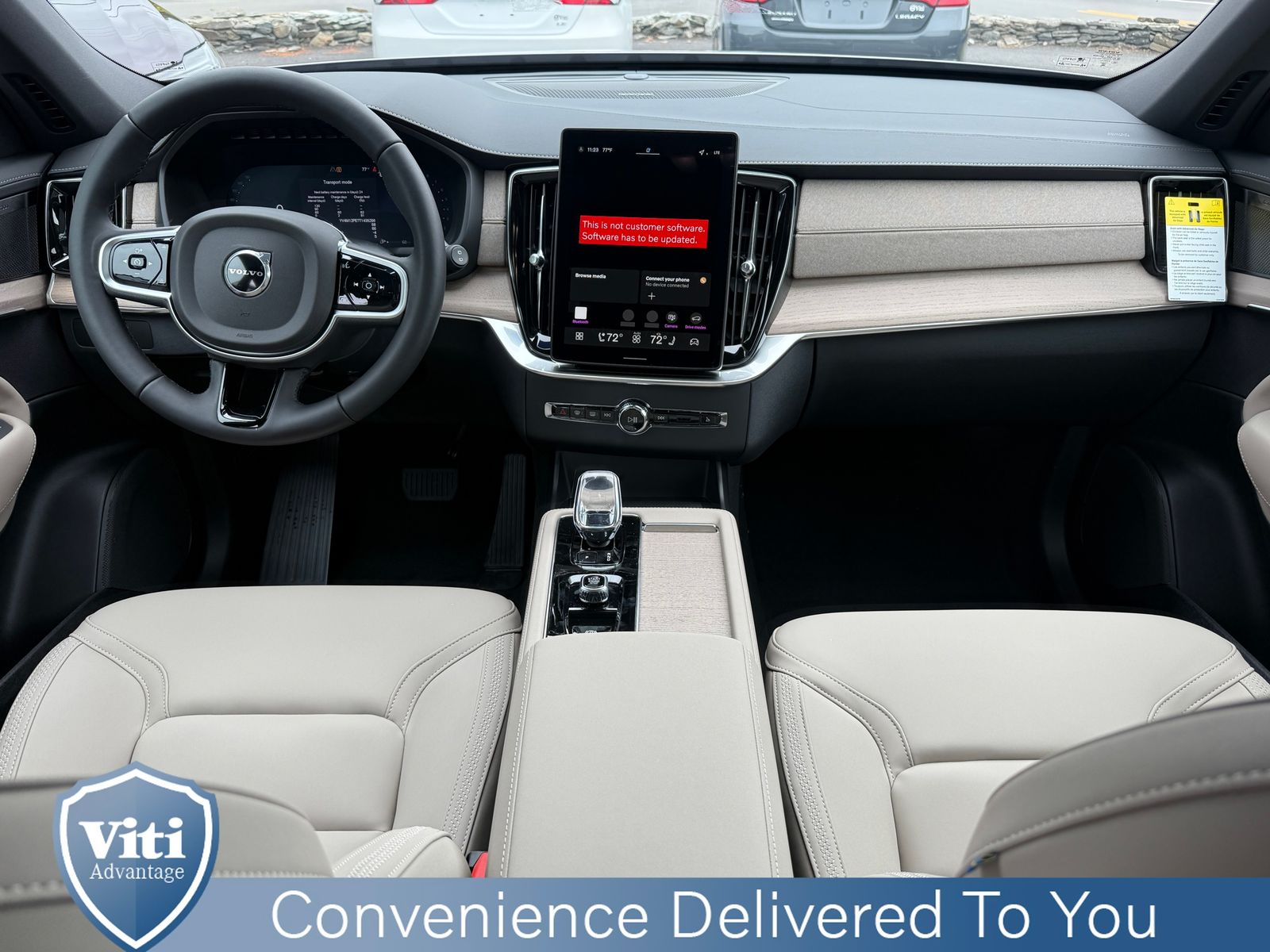 2026 Volvo XC90 B5 Plus photo 2