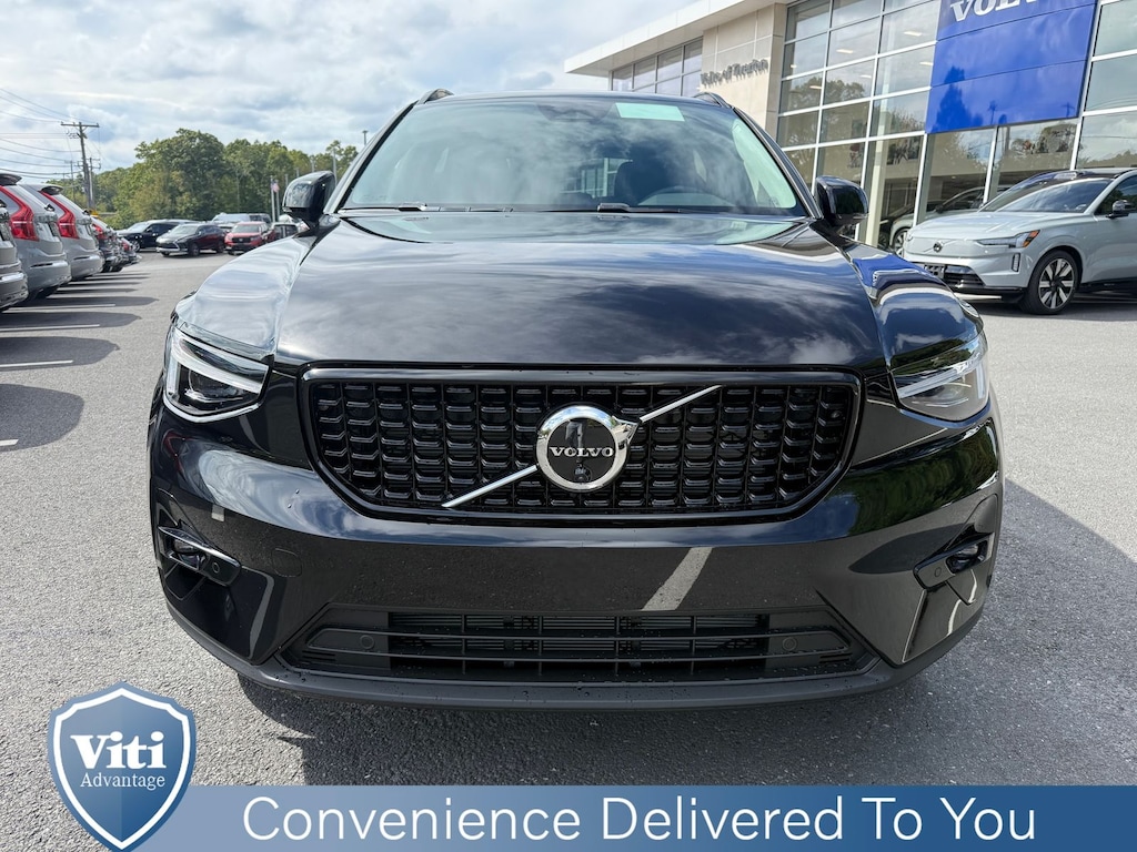 New 2026 Volvo XC40 B5 Plus SUV