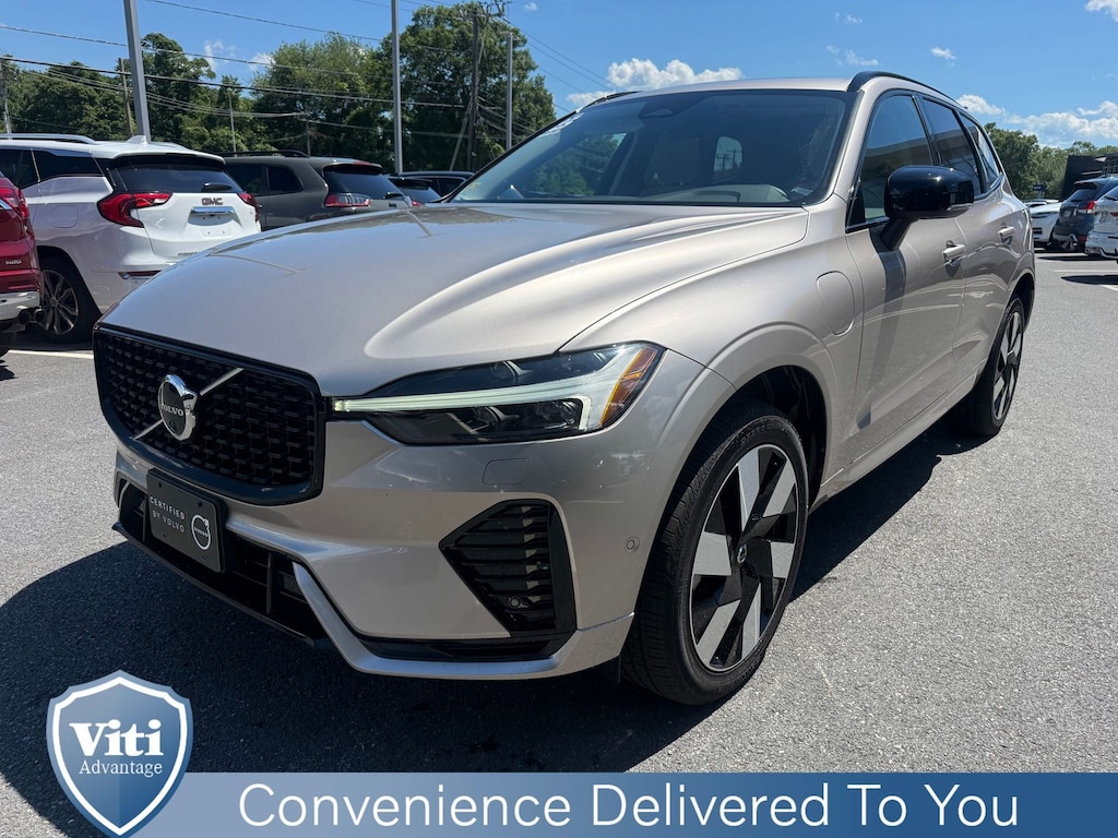 Certified 2025 Volvo XC60 plug-in hybrid T8 Plus SUV