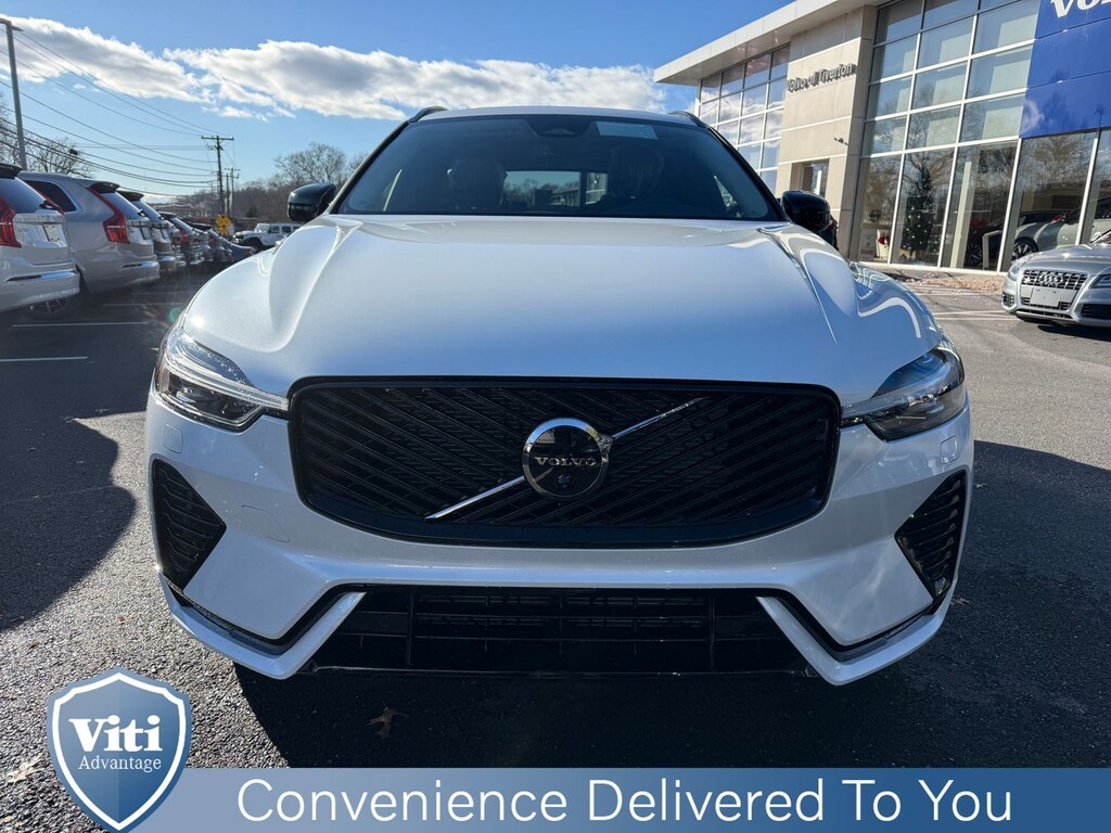 New 2026 Volvo XC60 B5 Plus SUV