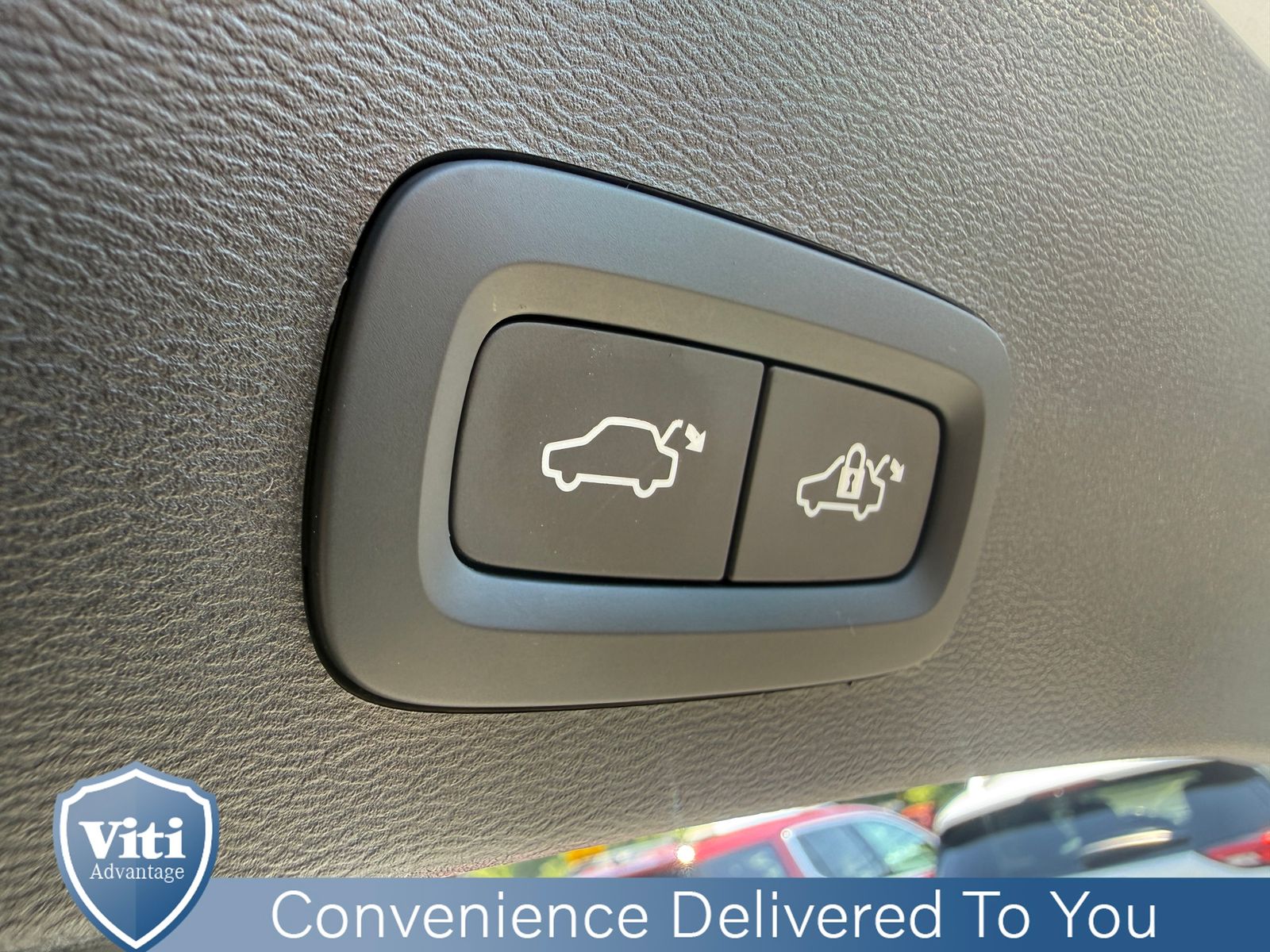 2026 Volvo XC40 Plus - Photo 25