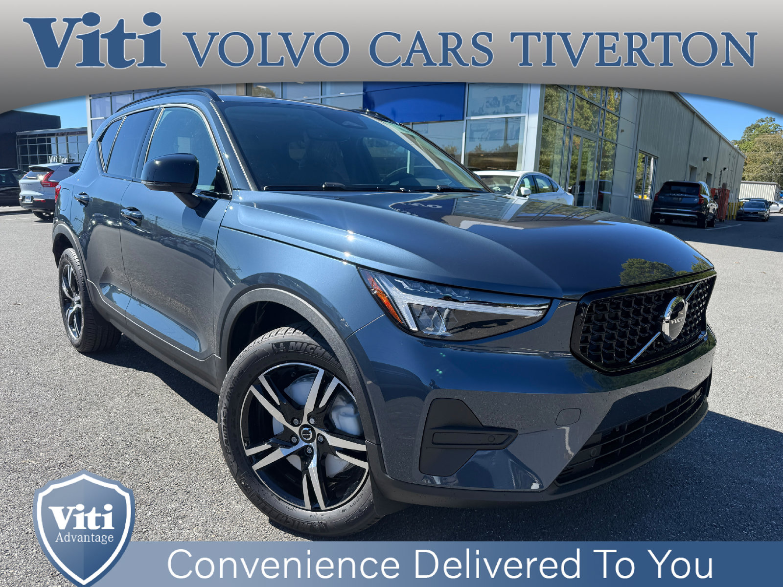 2026 Volvo XC40 Core