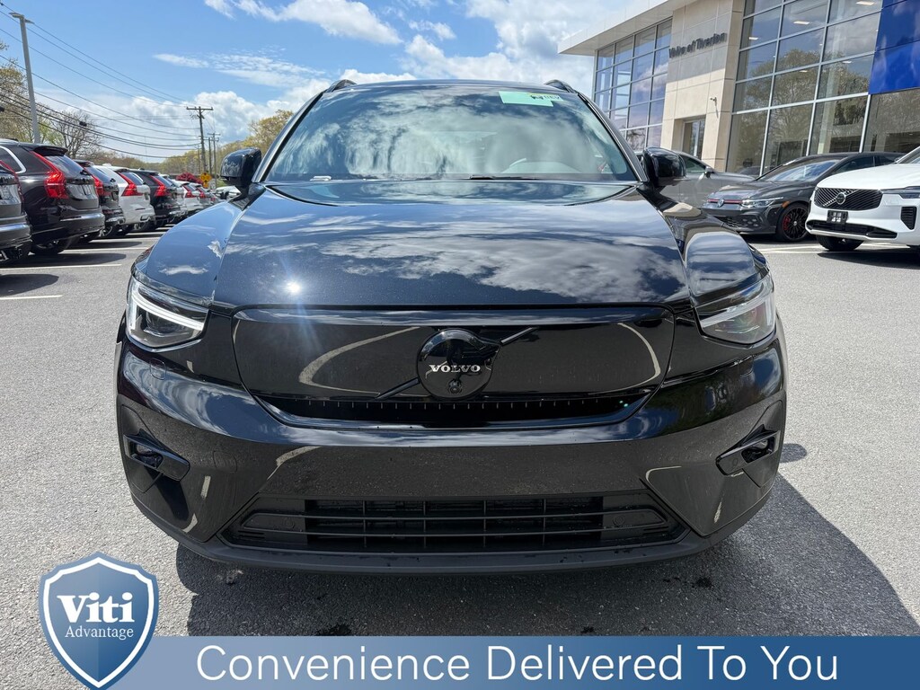 New 2026 Volvo EX40 Twin Motor Ultra Black Edition SUV