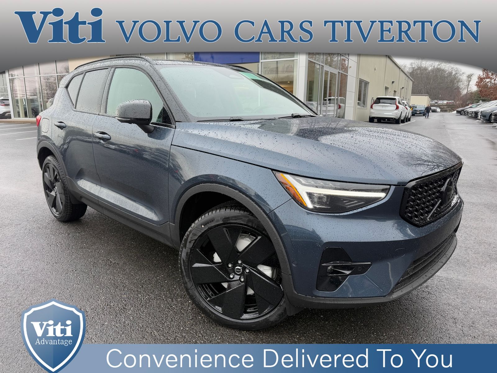 2026 Volvo XC40 Ultra Black Edition's photo