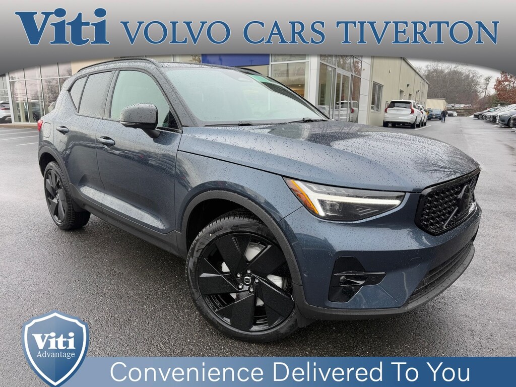 New 2026 Volvo XC40 B5 Ultra Black Edition SUV