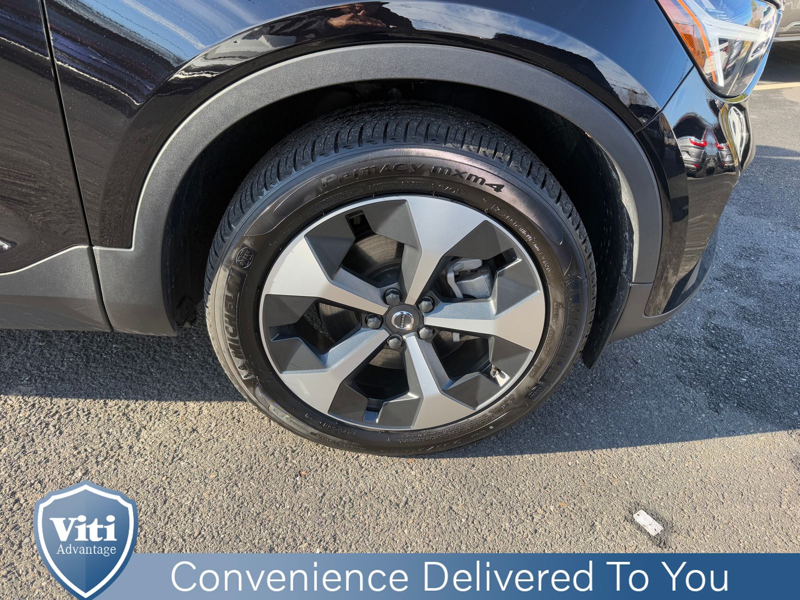 2025 Volvo XC40 Core - Photo 15