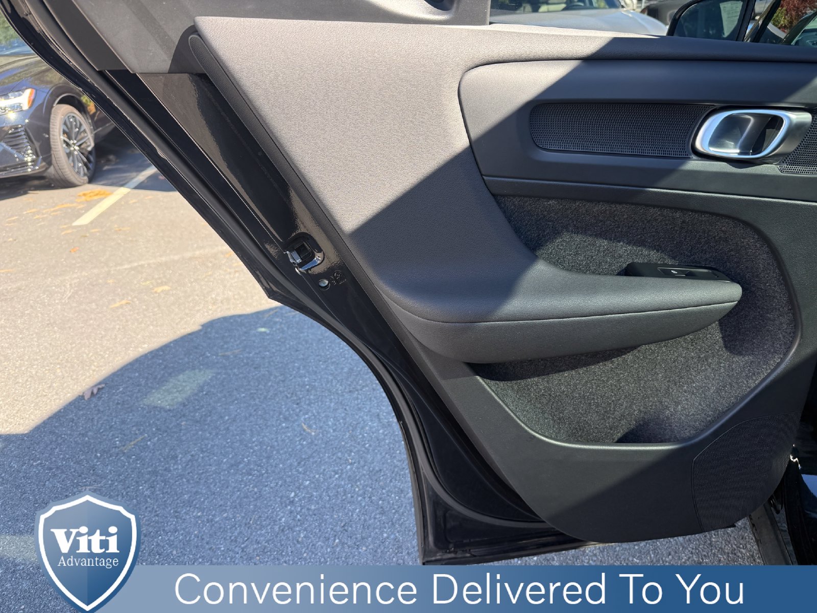 2026 Volvo XC40 Plus - Photo 20