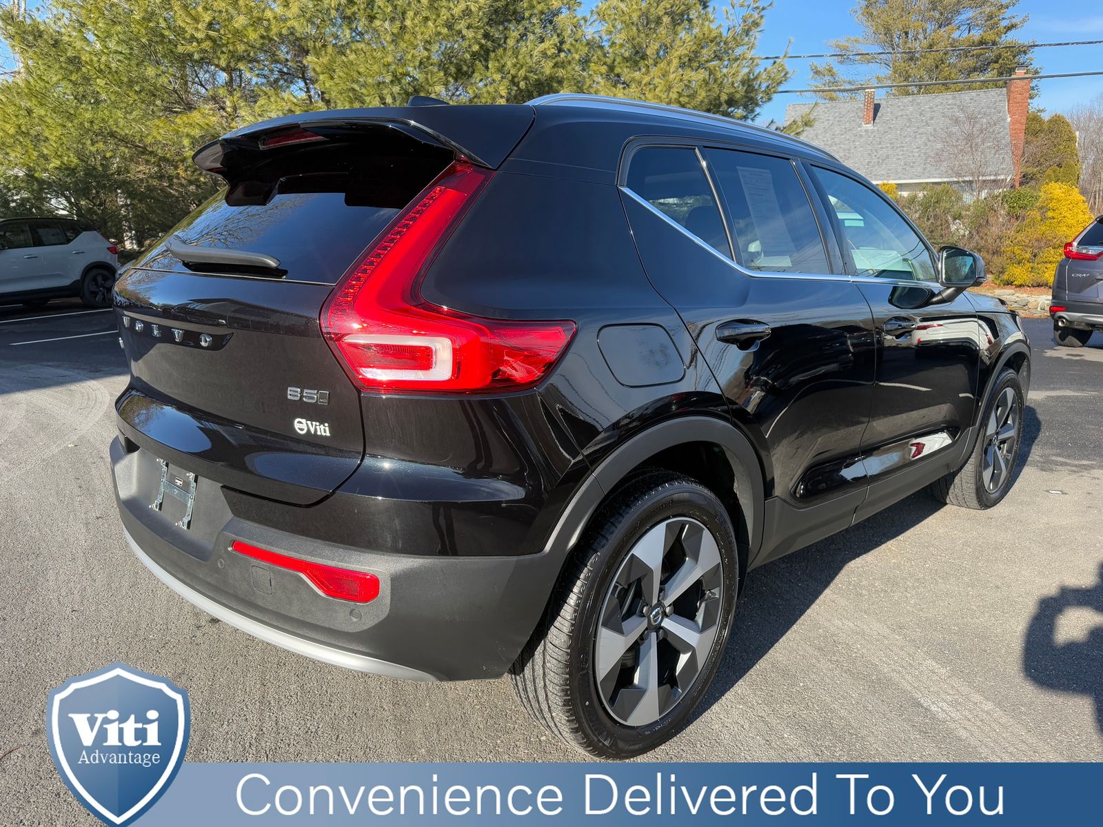 2025 Volvo XC40 Core - Photo 8