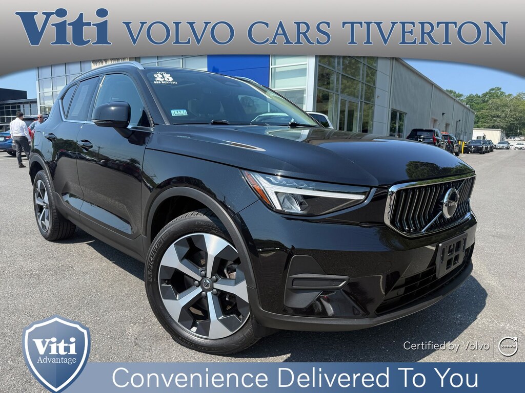 Used 2025 Volvo XC40 B5 Core Bright Theme SUV