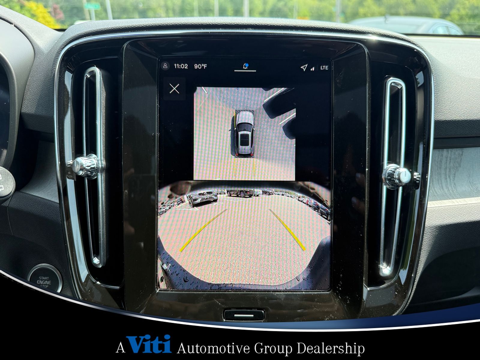 2026 Volvo XC40 Plus - Photo 17