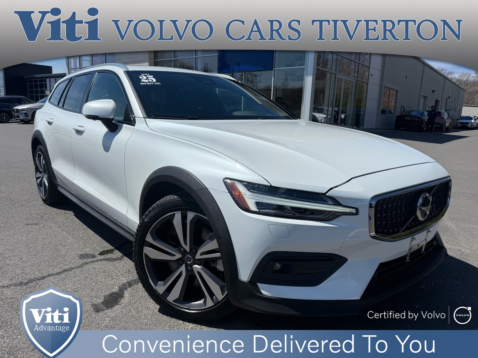 2025 Volvo V60 Cross Country
