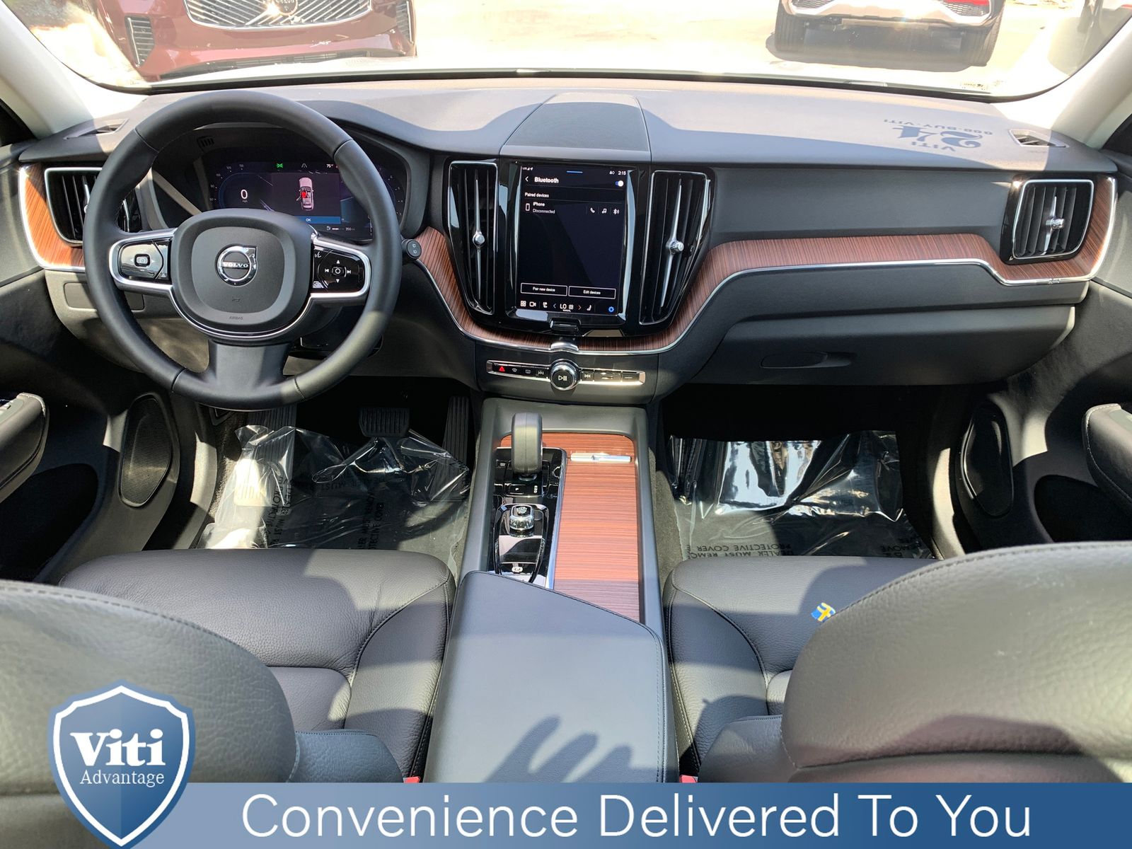 Certified 2024 Volvo XC60 Plus with VIN YV4L12RL4R1812599 for sale in Tiverton, RI