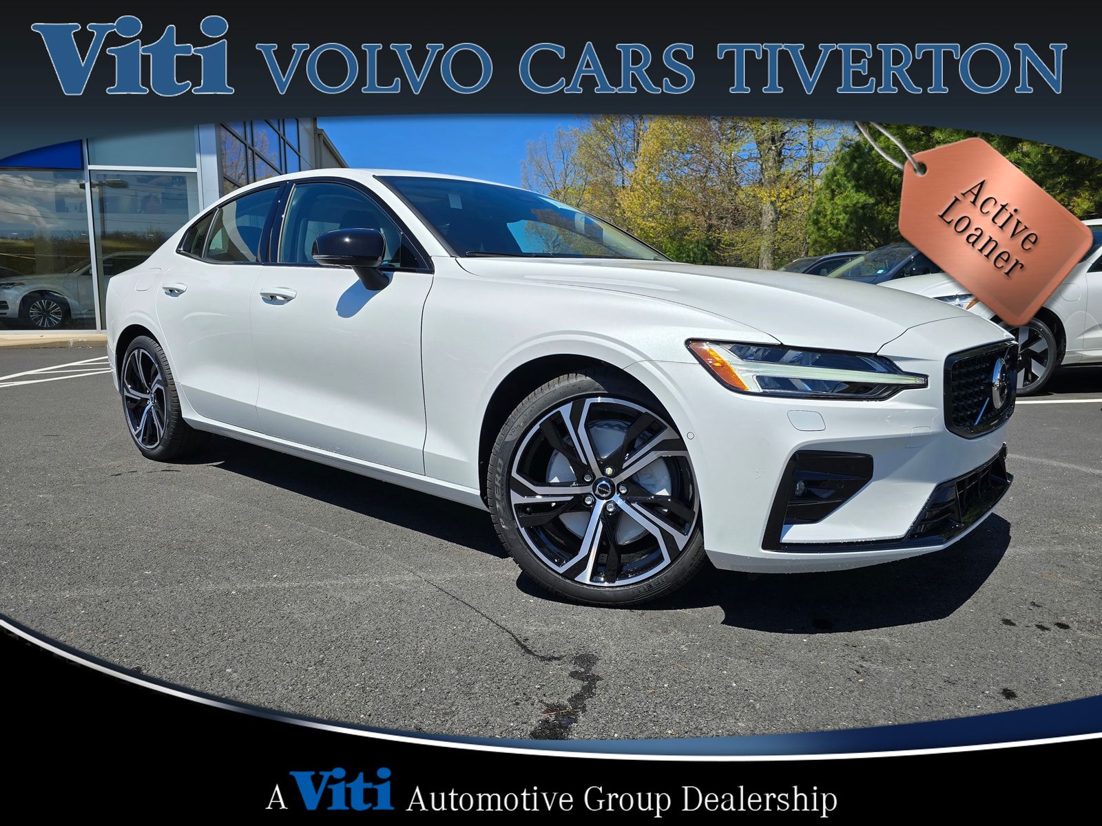2024 Volvo S60 B5 Plus Dark