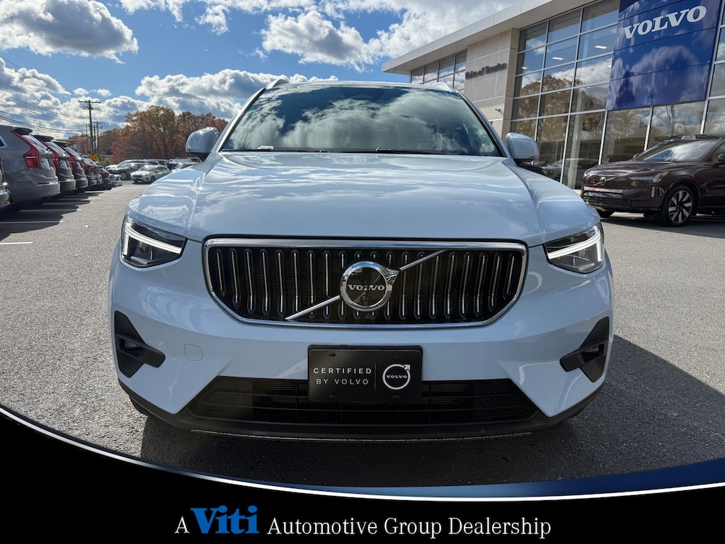 Certified 2024 Volvo XC40 B5 Plus Bright SUV