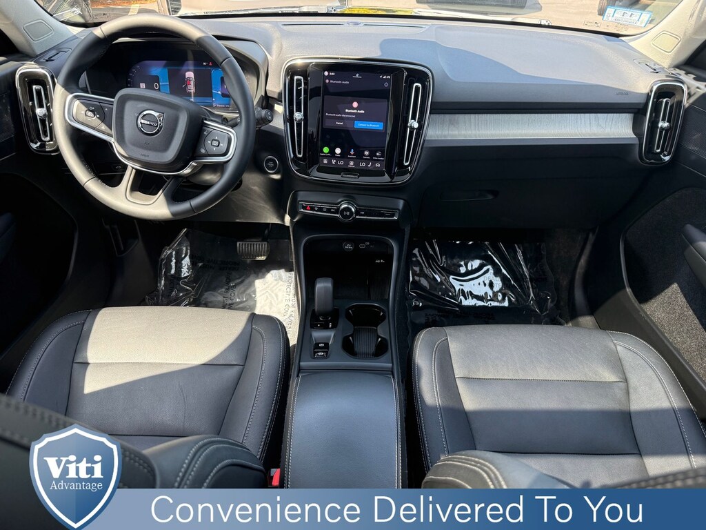 Used 2025 Volvo XC40 B5 Core Bright Theme SUV