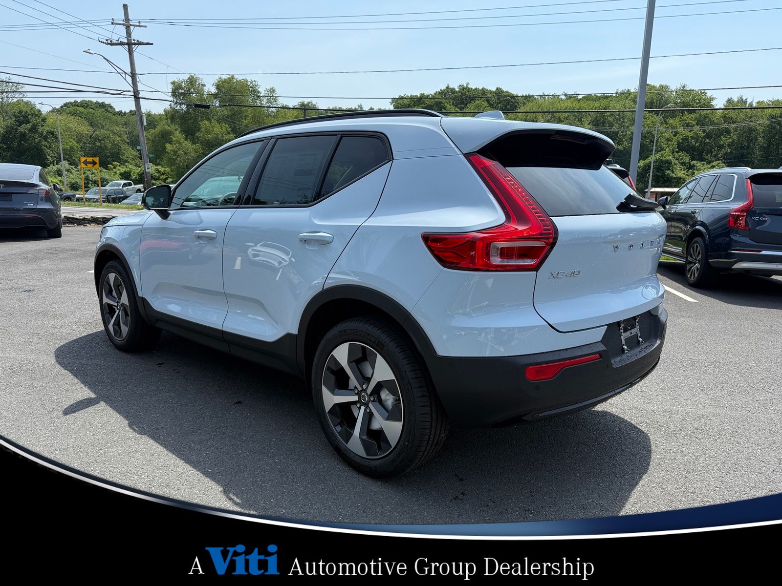 2026 Volvo XC40 Plus - Photo 6