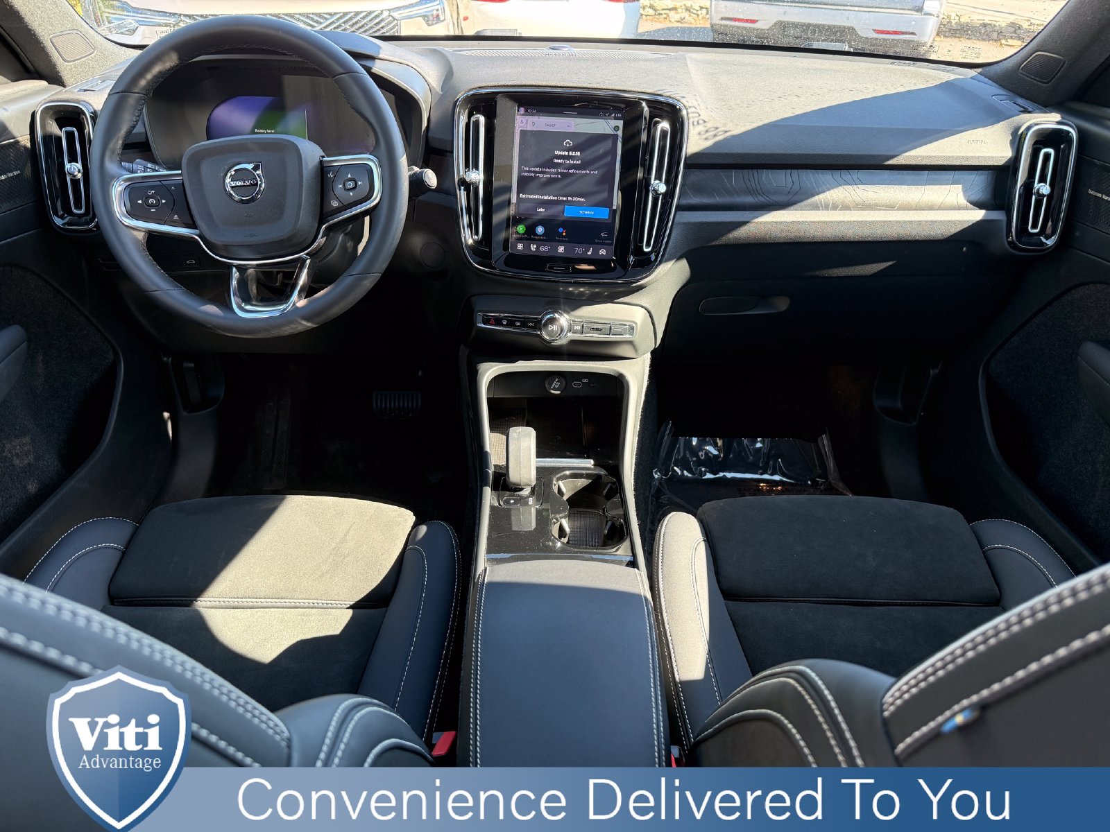 Used 2023 Volvo XC40 Ultimate with VIN YV4ED3UM0P2087998 for sale in Tiverton, RI