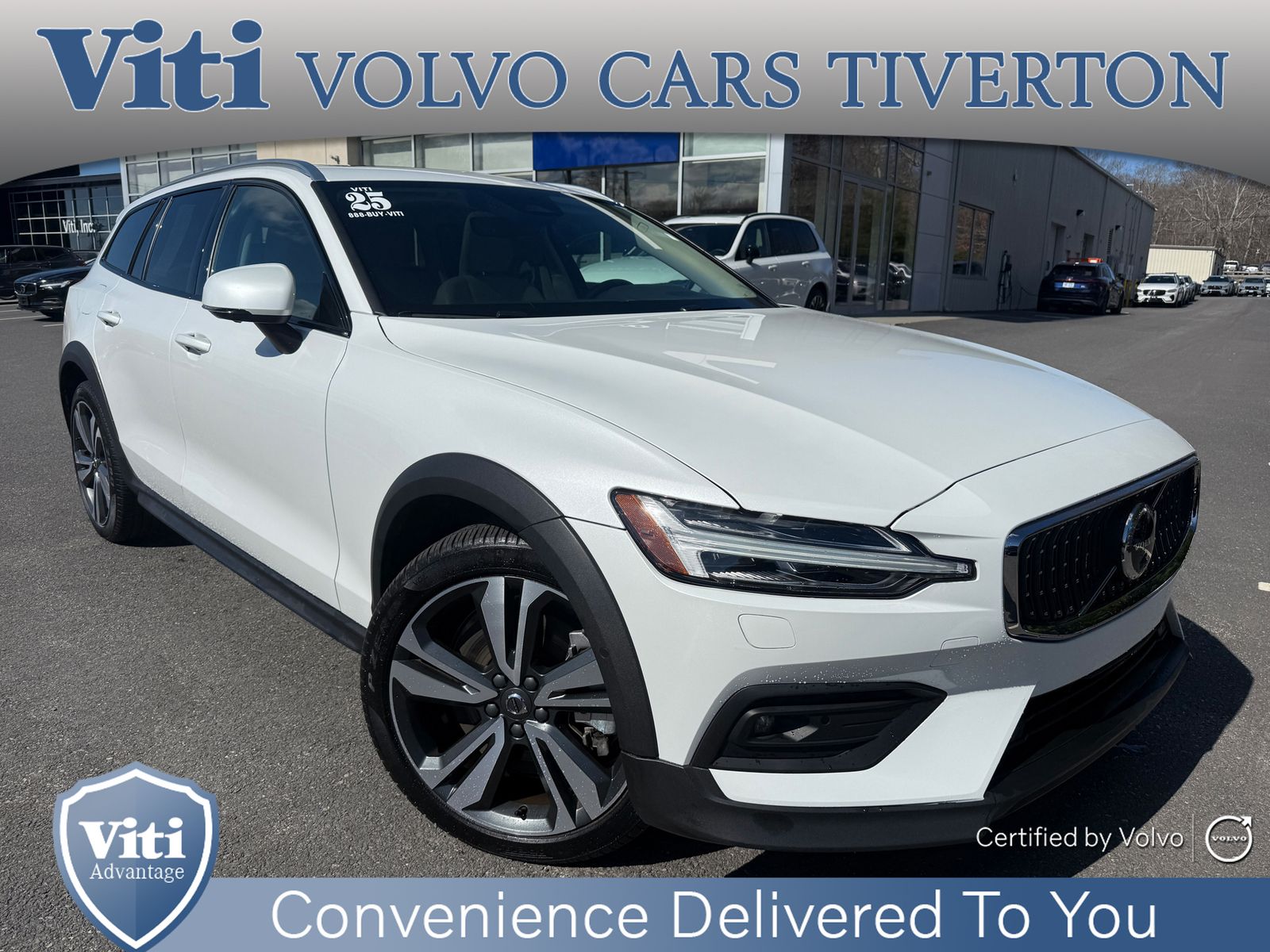 2025 Volvo V60 Cross Country