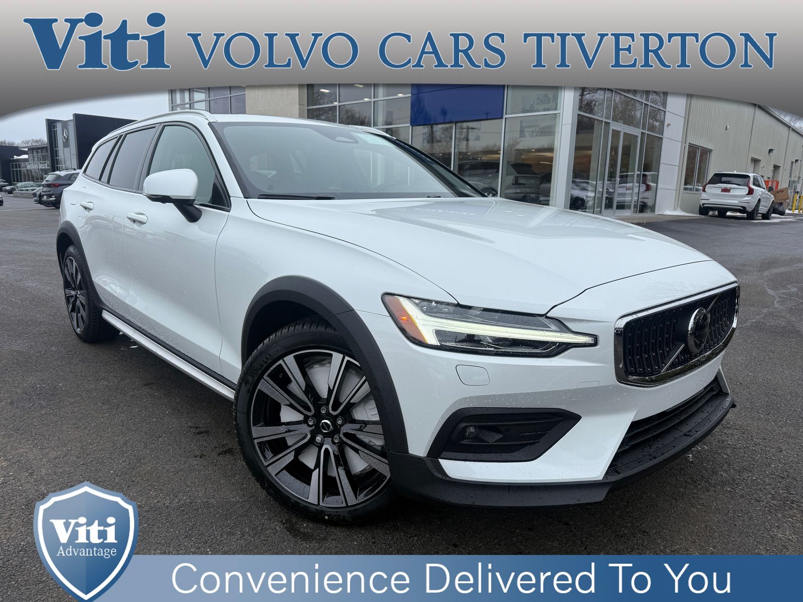 2026 Volvo V60 Cross Country B5 Ultra AWD's photo