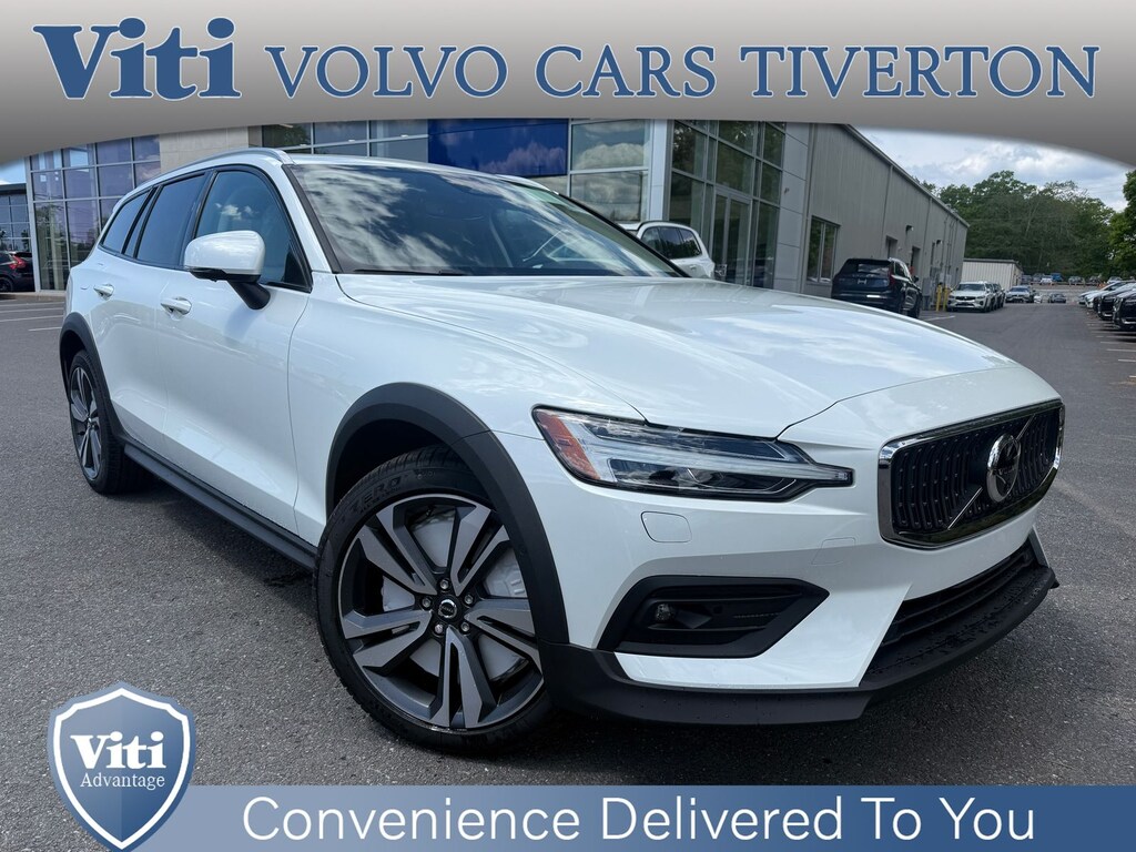 New 2026 Volvo V60 Cross Country B5 Plus Wagon