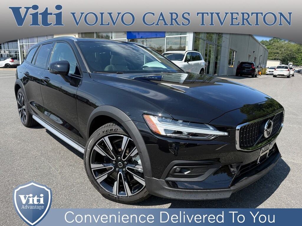 New 2026 Volvo V60 Cross Country B5 Ultra Wagon