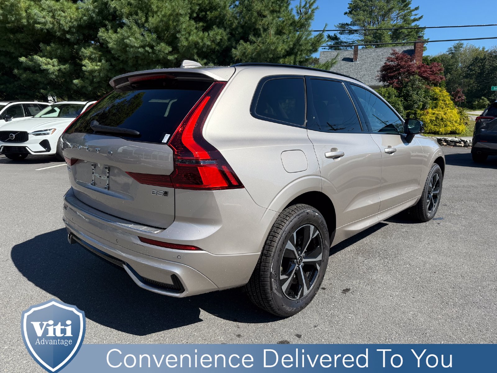 2026 Volvo XC60 Core - Photo 8