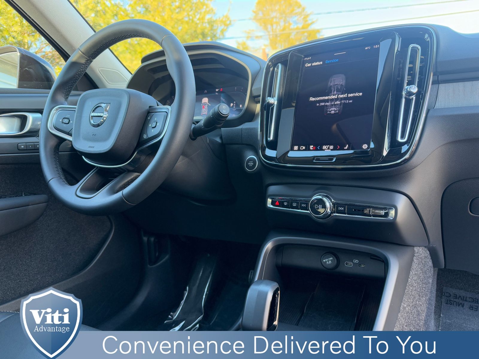2025 Volvo XC40 Core - Photo 32
